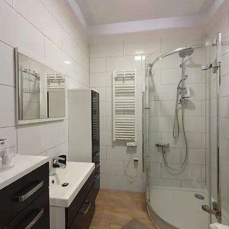 F-3 Rynek-wawel O&p Apartfamily Daire *